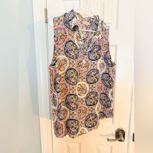 Loft Outlet. Size XL. Polyester shell tank top.